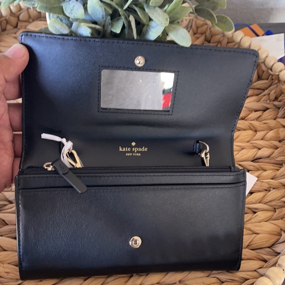 Kate Spade wallet - Picture 3 of 6